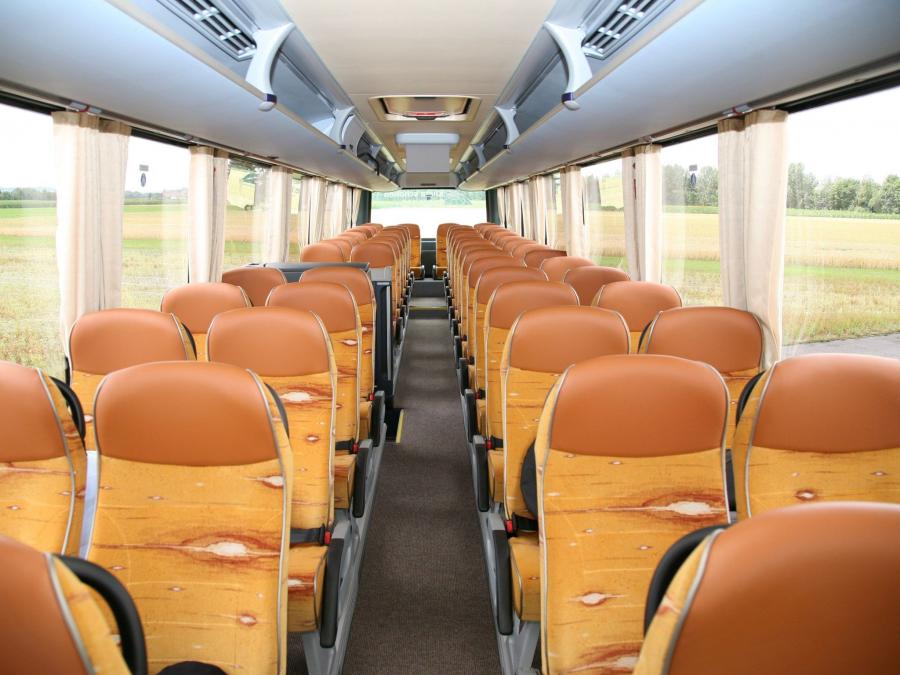 Интерьер Neoplan Tourliner C 2007 года  (фото 3 из 6)